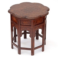 Rare and early Sheesham wood petal shaped Hoshiapur antique table with inlaid top (c.1890)