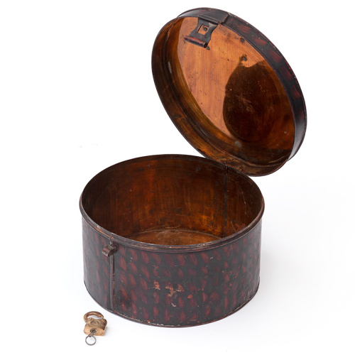 Rare antique round faux tortoiseshell military hat box made by Hawkes & Co precursor of Gieves & Hawkes