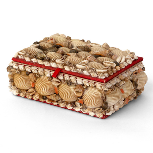 Rare vintage seashell encrusted trinket box with red felt lining (c.1950)