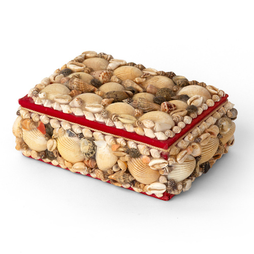 Rare vintage seashell encrusted trinket box with red felt lining (c.1950)